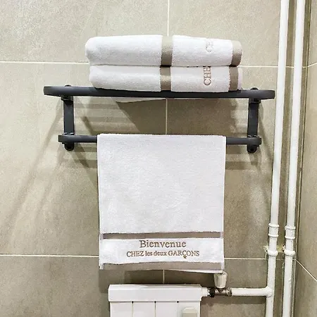 Apartment Chez Les Deux Garcons